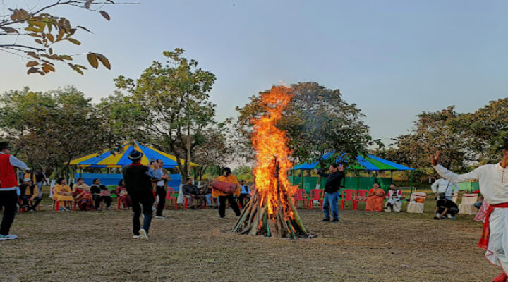 Guests Enjoying Bonfire Night